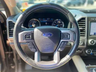 Ford Expedition 2021 4x4 Platinum 4p SUV