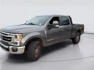 Ford F-250 Super Duty 2021 4x4 Lariat 4p Cabaína Completa 6.8 pies ST Camioneta
