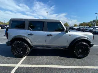 Ford Bronco 2023 4x4 Badlands Advanced 4p SUV