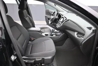 Chevrolet Malibu 2025 LT 4p Sedan con 1LT