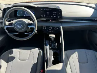 Hyundai ELANTRA 2024 SE 4dr Sedan