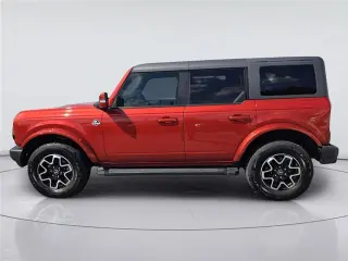 Ford Bronco 2024 4x4 Outer Banks SUV 4p.