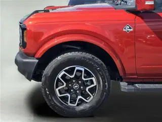 Ford Bronco 2024 4x4 Outer Banks SUV 4p.