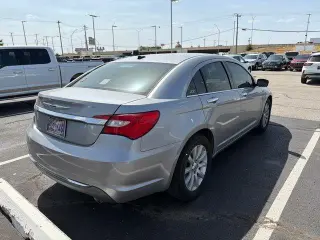 Chrysler 200 2013 Limited 4dr Sedán