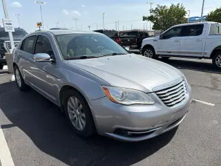 Chrysler 200 2013 Limited 4dr Sedán