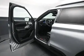 Ford Explorer 2023 AWD ST 4p SUV
