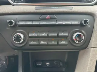 Kia Sportage 2021 LX 4dr SUV