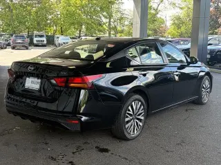 Nissan Altima 2024 2.5 SV 4dr Sedán