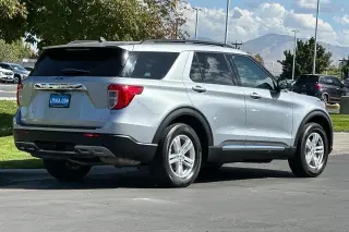 Ford Explorer 2023 AWD XLT 4dr SUV