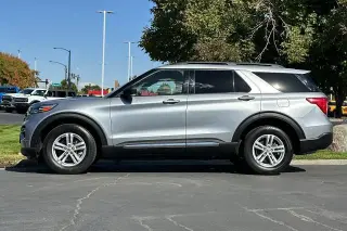 Ford Explorer 2023 AWD XLT 4dr SUV