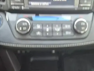 Toyota RAV4 Hybrid 2016 TRACCIÓN EN LAS CUATRO RUEDAS XLE 4p SUV