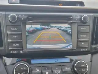 Toyota RAV4 Hybrid 2016 TRACCIÓN EN LAS CUATRO RUEDAS XLE 4p SUV