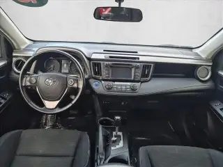 Toyota RAV4 Hybrid 2016 TRACCIÓN EN LAS CUATRO RUEDAS XLE 4p SUV