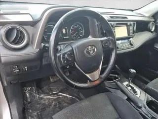 Toyota RAV4 Hybrid 2016 TRACCIÓN EN LAS CUATRO RUEDAS XLE 4p SUV
