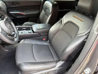 Nissan Pathfinder 2024 AWD Rock Creek 4dr SUV