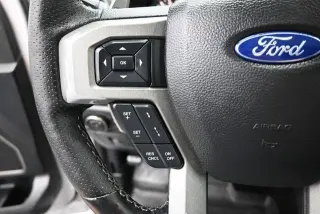 Ford F-150 2018 4x4 Raptor 4dr SuperCrew 5.5 ft. SB