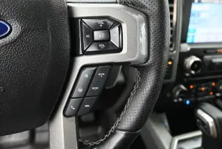 Ford F-150 2018 4x4 Raptor 4dr SuperCrew 5.5 ft. SB