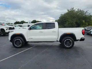 GMC Canyon 2026 4x4 AT4 4dr Crew Cab 5 ft. SB