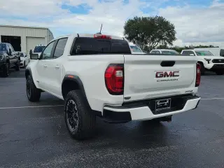 GMC Canyon 2026 4x4 AT4 4dr Crew Cab 5 ft. SB