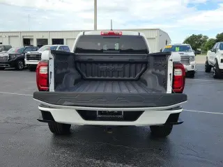 GMC Canyon 2026 4x4 AT4 4dr Crew Cab 5 ft. SB