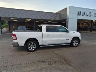 Ram 1500 2021 4x4 Big Horn 4dr Crew Cab 5.6 ft. SB Pickup