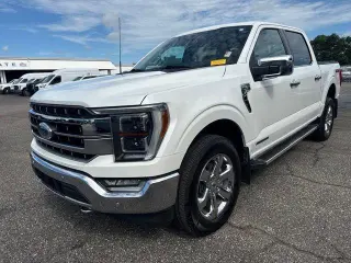 Ford F-150 2022 4x4 Lariat 4dr SuperCrew 5.5 ft. SB