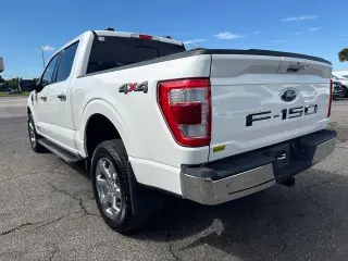 Ford F-150 2022 4x4 Lariat 4dr SuperCrew 5.5 ft. SB