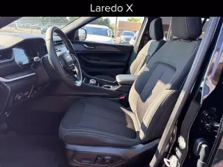Jeep Grand Cherokee 2025 4x4 Laredo 4dr SUV