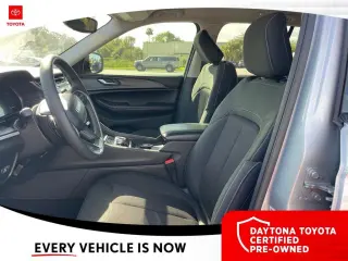 Jeep Grand Cherokee 2023 4x2 Laredo 4dr SUV