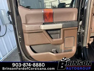 Ford F-150 2016 4x4 King Ranch 4dr SuperCrew 5.5 ft. SB