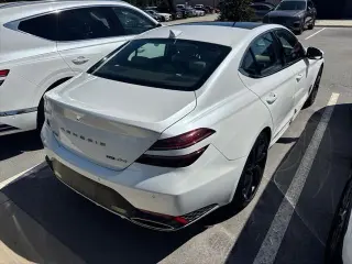 Genesis G70 2022 3.3T Standard 4dr Sedán