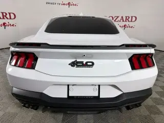 Ford Mustang 2024 GT 2dr Fastback