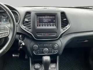 Jeep Cherokee 2020 4x4 Latitude 4dr SUV