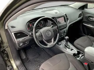 Jeep Cherokee 2020 4x4 Latitude 4dr SUV