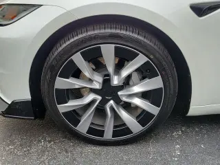 Tesla Model 3 2025 AWD Long Range 4dr Fastback