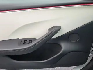 Tesla Model 3 2025 AWD Long Range 4dr Fastback
