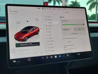 Tesla Model 3 2025 AWD Long Range 4dr Fastback