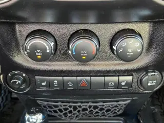 Jeep Wrangler Unlimited 2016 4x4 Rubicon 4dr SUV