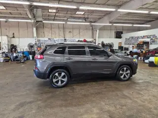 Jeep Cherokee 2019 Limited 4dr SUV