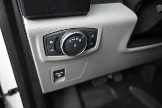 Ford F-150 2019 4x4 XL 4dr SuperCrew 5.5 ft. SB
