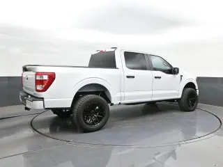 Ford F-150 2022 4x2 XL 4dr SuperCrew 5.5 ft. SB