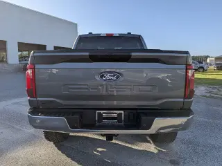 Ford F-150 2025 4x4 XLT 4dr SuperCrew 5.5 ft. SB