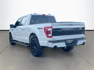 Ford F-150 2023 4x4 Platinum 4p SuperCab 5.5 ft. CB