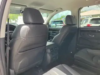 Honda Pilot 2023 EX-L 4 SUV con Sillas Capitán Traseras