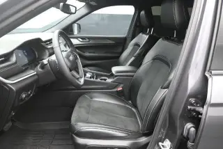 Jeep Grand Cherokee L 2024 4x2 Laredo 4dr SUV