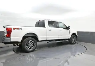 Ford F-250 Super Duty 2017 4x4 Lariat 4dr Crew Cab 6.8 ft. SB Pickup