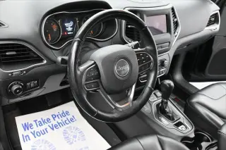 Jeep Cherokee 2019 4x4 Latitude Plus 4dr SUV