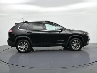Jeep Cherokee 2019 4x4 Latitude Plus 4dr SUV