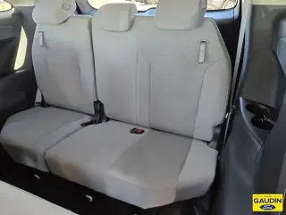 Toyota Sienna 2025 LE 8-Pasajeros 4dr Mini-Van