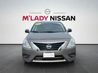 Nissan Versa 2015 1.6 S Plus 4dr Sedán